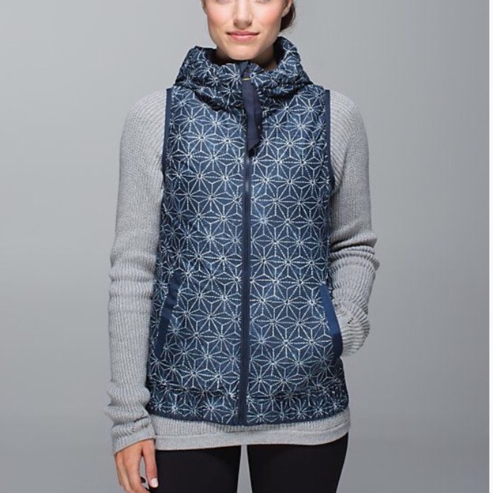 Lululemon Chilly Chill Puffer Vest - Navy blue